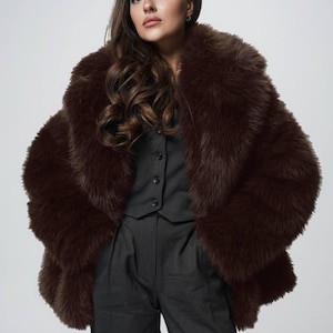 Bridal Faux Fur Coat: Elegant Winter Wedding Jacket