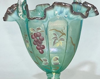 Vintage Fenton Art Glass Basket: Emerald Green, Lambs Tongue