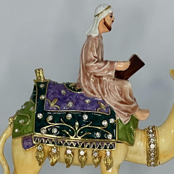 Vintage Trinket Box – Wise Man on Camel – Hinged,… - image 7
