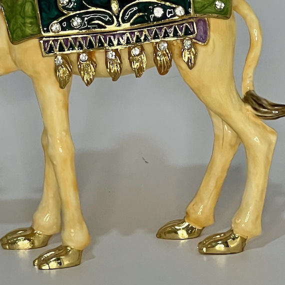 Vintage Trinket Box – Wise Man on Camel – Hinged,… - image 5
