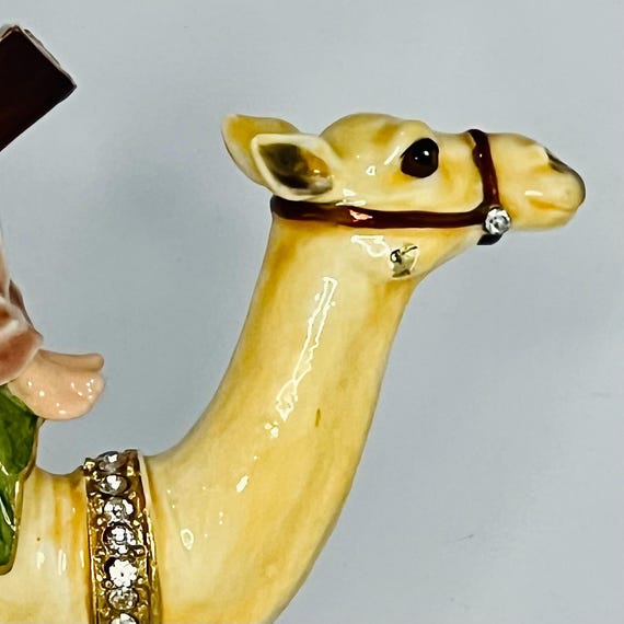 Vintage Trinket Box – Wise Man on Camel – Hinged,… - image 20