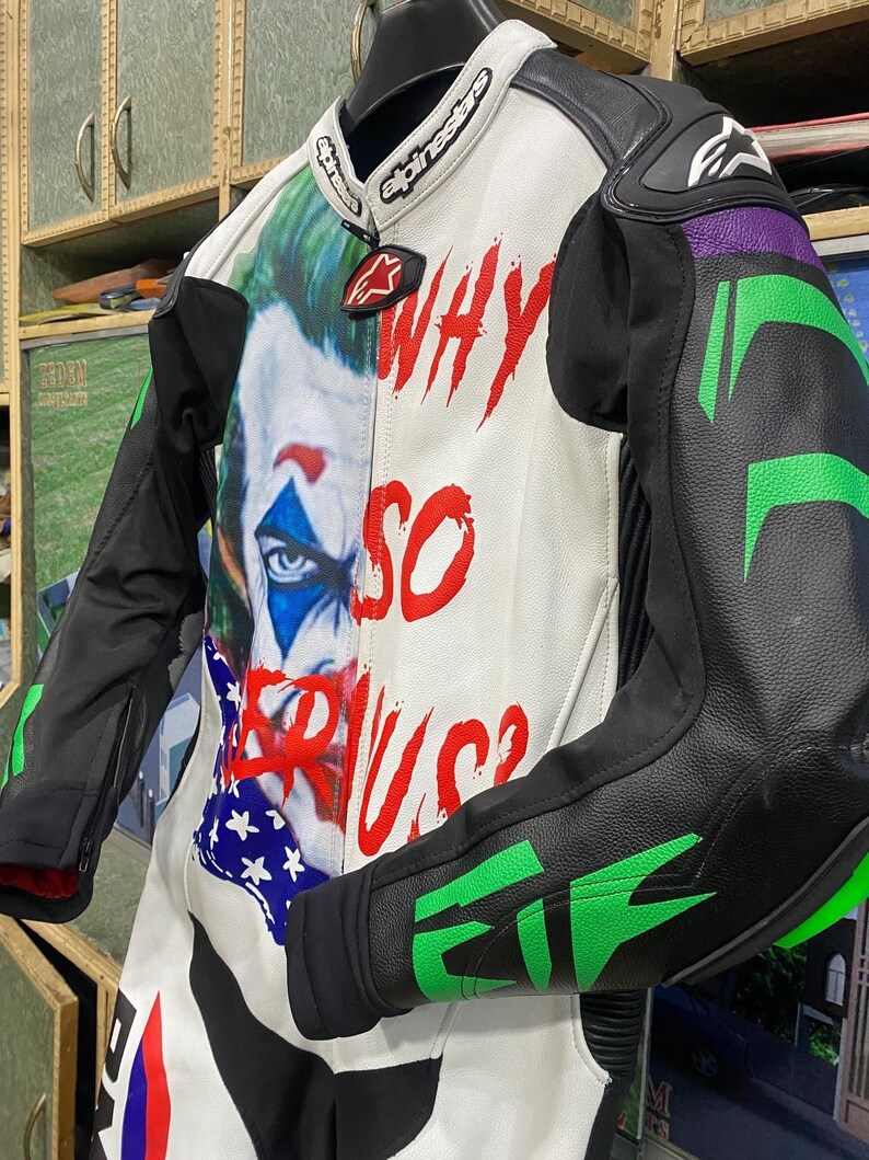 Motorcykelracingläderställ | Joker Design motorcykelställ | Röda och vita helställ bild 10