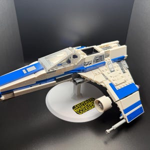 LEGO Star Wars Display Stand – Round Base with Logo – 4x4 Stud Mount | 3D Printed Ship Stand