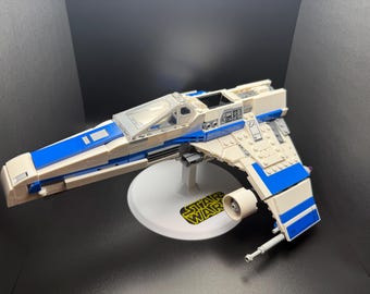 LEGO Star Wars Display Stand – Round Base with Logo – 4x4 Stud Mount | 3D Printed Ship Stand