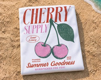 Zoete zomertijd png, retro zomershirtontwerp kersenfruit, gestreepte bloemenkers png, meisjesachtige zomersublimatieafbeelding