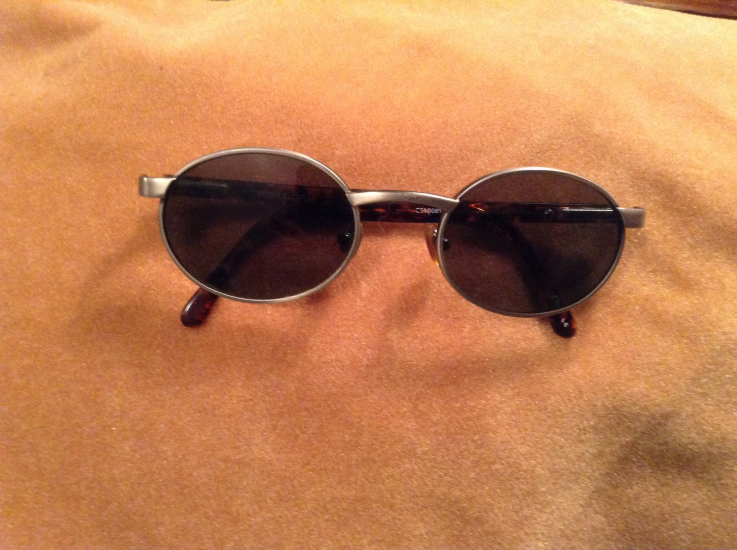 Vintage FOSSIL Hawk Sunglasses Unisex Tortoise Shell & Metal  display picture 1
