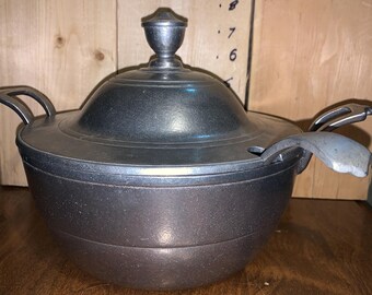 Vintage Wilton Armetale Soup Tureen with Matching Ladle – Heavy Duty Aluminum Alloy Serving Set – Rustic Colonial Style