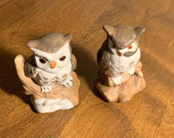 Vintage Hand-Painted Ceramic Owl Figurines – Perched Horned Owls (Set of 2)