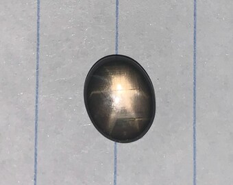 Natural 8 ray black star sapphire Thailand 9.6x7.7 (2.55ct)