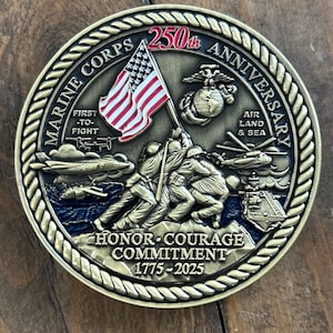250th United States Marine Corps Anniversary Challenge Coin – Semper Fi  1775–2025