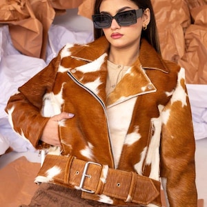 Handgefertigte Rindslederjacke - Echthaar-auf Haut | Western-Stil | Seltene Statement Oberbekleidung von RareFinds