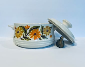 Capri Floral Casserole Dish with Lid: Bake, Serve & Store Stoneware