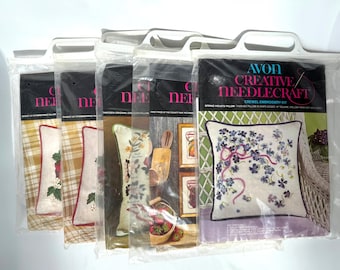 Kits de bordado Crewel de Avon Creative Needlecraft (Juego de 5)