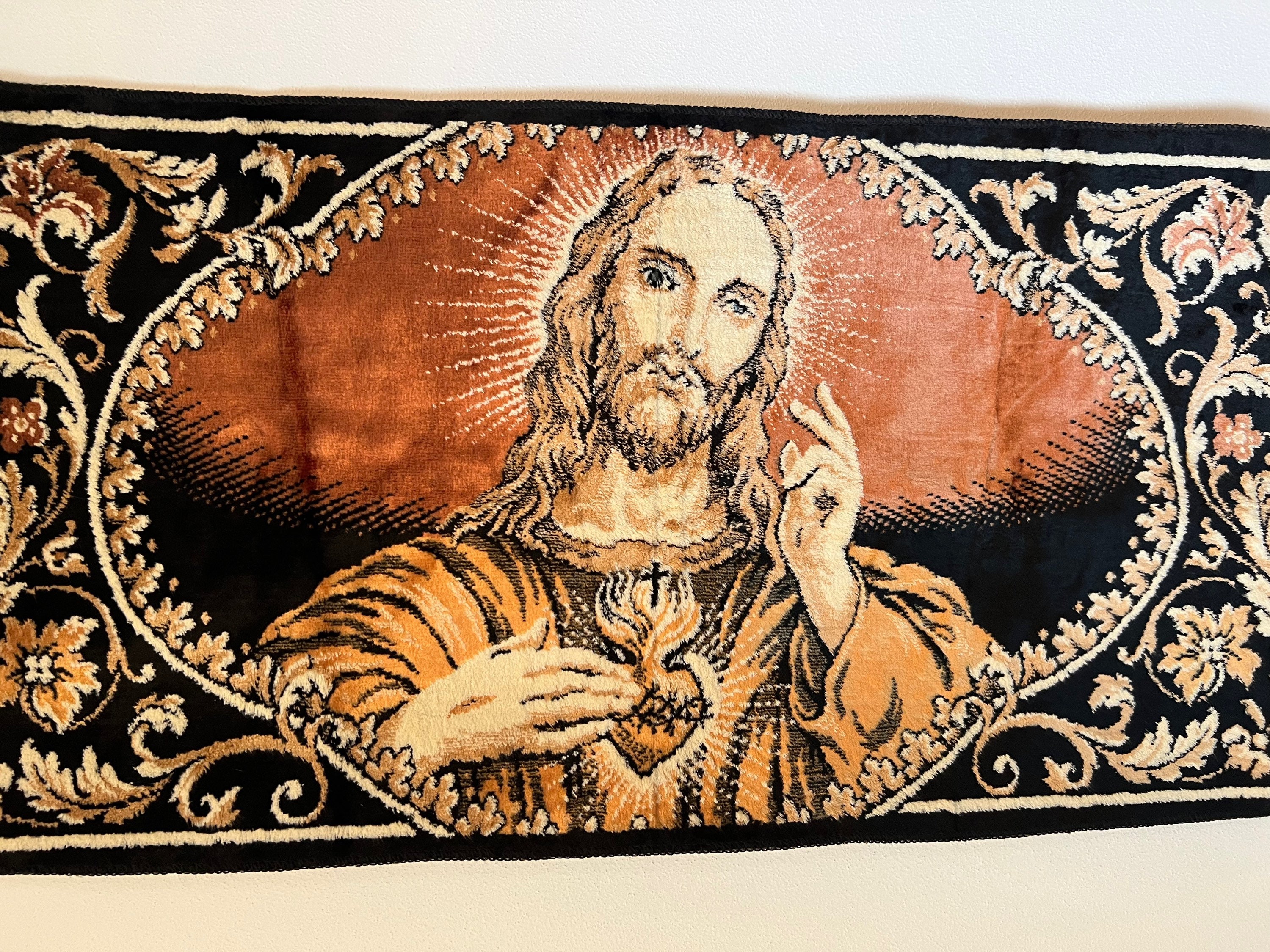 Velvet Jesus Tapestry, Religious Decor, Velvet Decor - Etsy Velvet Jesus Tapestry, Religious Decor, Velvet Decor - Etsy