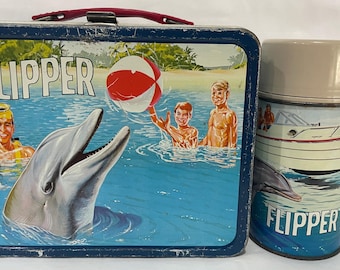 Vintage 1966 "FLIPPER" metal Lunch Box w/ matching metal & glass Thermos- NICE