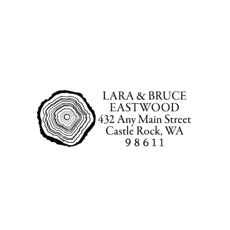 Może przedstawiać: Czarno-biała ilustracja słoj&oacute;w drewna z tekstem "LARA & BRUCE EASTWOOD 432 Any Main Street Castle Rock, WA 98611"