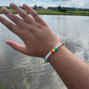 rainbow pearl bracelet