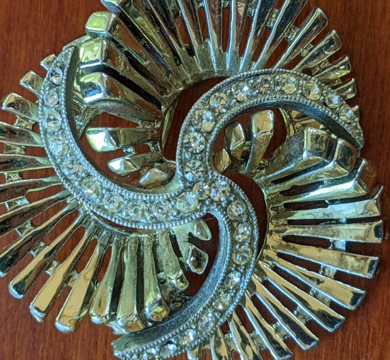 Vintage Har Brooch Pin Swirl Gold Tone Rhinestones - image 6