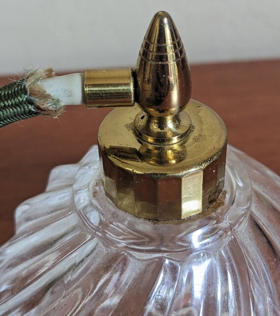 Vintage Perfume Bottle Automizer Swirl Spray - image 7