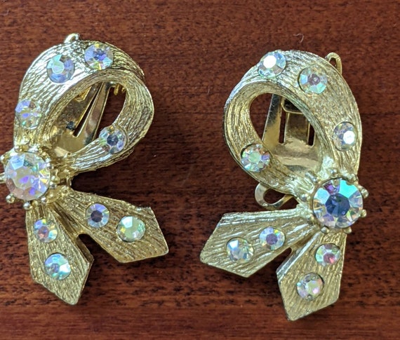Vintage Earrings Aurora Borealis Textured Gold To… - image 4