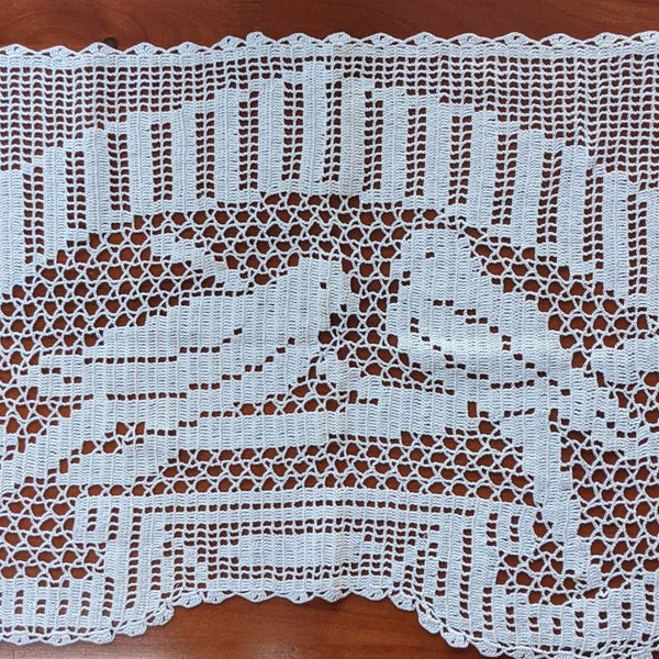 Vintage Crochet Doily Birds Large Crocheted Filet Table Topper