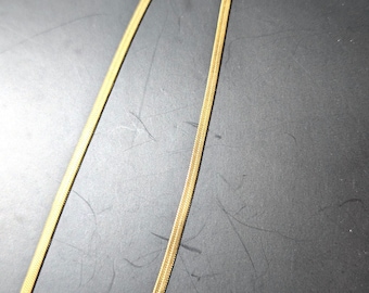 Gold snake Chain Necklace – Stainless Steel PVD Gold Plated – Hypoallergenic Waterproof Link Chain – Minimalist Everyday Jewellery