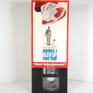 Honey, I Blew Up The Kid VHS 1992 Vintage Media