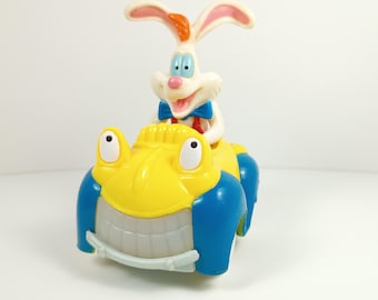 Jouet vintage Roger Rabbit dans le véhicule jaune de Mickey's Toontown, jouet Happy Meal Disneyland Adventures