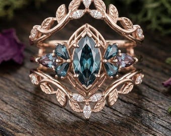 Nature Inspired Marquise Moss Agate Wedding Ring Set Rose Gold, Alexandrite Leaf Engagement Ring for Women, Unique Boho Bridal Set Silver