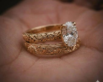 Vintage Oval Cut Diamond Wedding Ring Set Yellow Gold, Antique Floral Engraved Bridal Set for Women, Unique Carved Scroll Band Silver