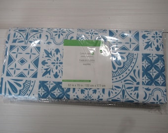 Tablecloth Vinyl  52 x 70