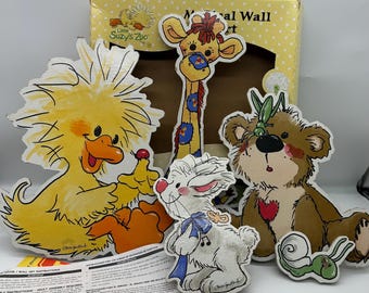 Little Suzy's Zoo vintage 1999 Wall Art 5 pieces colorful used no music Witzy