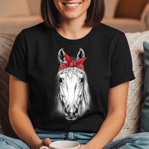 Horse Bandana Shirt for Women – Cute Cowgirl Western Graphic Tee – Farm Animal Equestrian Gift,Country Rodeo Outfit Tshirt,Cute Gift for her