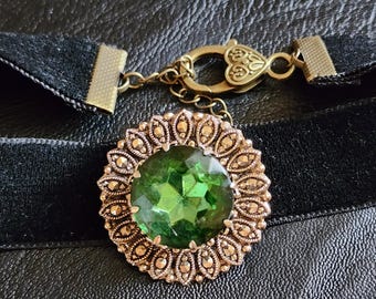 Vintage Black Velvet Brooch Choker Necklace | Handmade Antique Jewelry  | Gothic Glam Statement Choker | Faux Emerald Green
