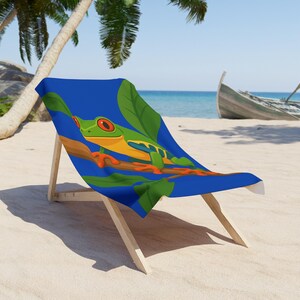 Frog Beach Towel, Vibrant Tropical Towel, Fun Beach Accessories, Summer Pool Towel, Wildlife Lover Gift, Colorful Towel