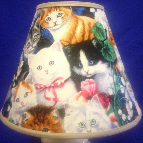 Cats with Ribbons and Roses Lamp Shade