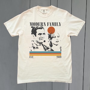 Modern Family Tv Series Shirt - Comfort Colors Shirt - Modern Family T-Shirt - Vintage Shirt - Retro Shirt - Classic T-Shirt - Gift for him