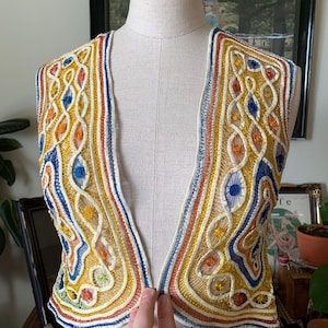 Vintage colourful vest 30s 1930s web lace fagoting