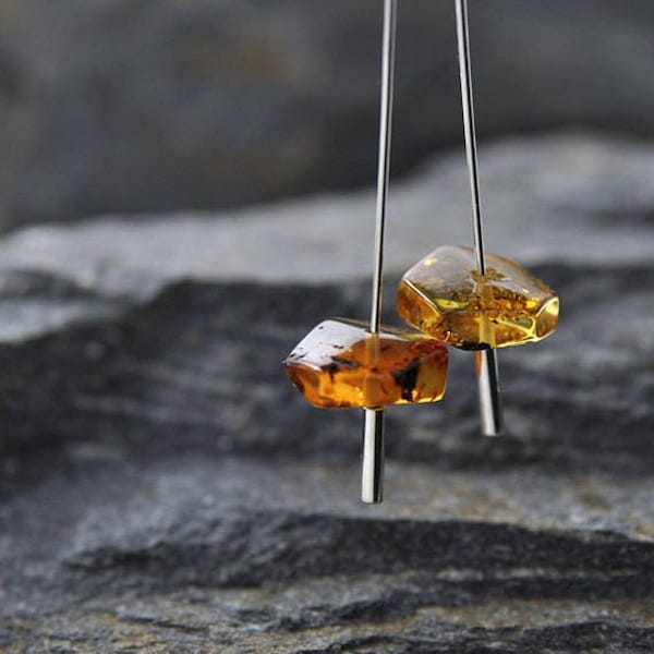 Sterling Silver Amber Dangle Earrings – Modern Minimalist Jewelry