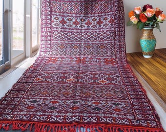 Authentic 90-Year-Old Moroccan Rug – 377 x 200 cm – Vintage Berber Wool Carpet – Handmade Antique Tribal Boho Rug