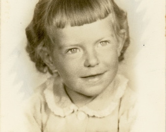 Vintage Portrait Photograph - "Bright Eyes Like Momma" - 34