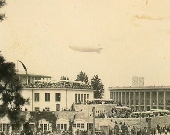 RARE Vintage Snapshot - "Zeppelin Sighting" - Blimp, Air Ship, Sky, Vernacular - 54