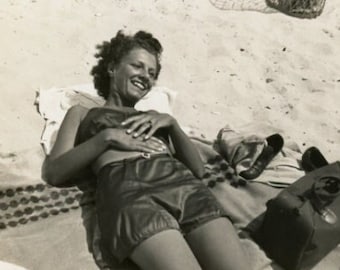 Vintage Photo - "Sunscreen Giggles" - 177