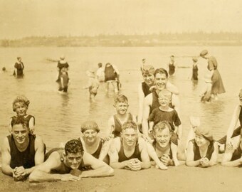 Antique RPPC Real Photo Postcard - "Many Lake-Filled Smiles" - Vintage Photograph, Family, Bathing Suit Swimsuit Fashions, Swimming - 156