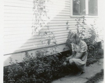 Vintage Photo - "Irene's Small Garden" - Woman Lady Thinking, Beside House Home, Deep Thoughts Mood - 34