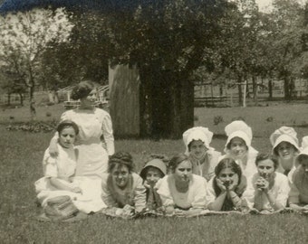 Antique Photograph - "Ginger's Slumber Party" - Women Woman Teenage Girls, Sleepover, Best Friends, Backyard Pose - 44