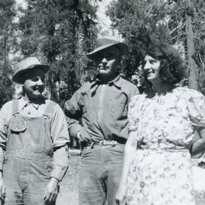 Vintage Photo - &quot;Amelia and Friends&quot; - Men Man Woman Hanging Out, Handwritten First Names - 133