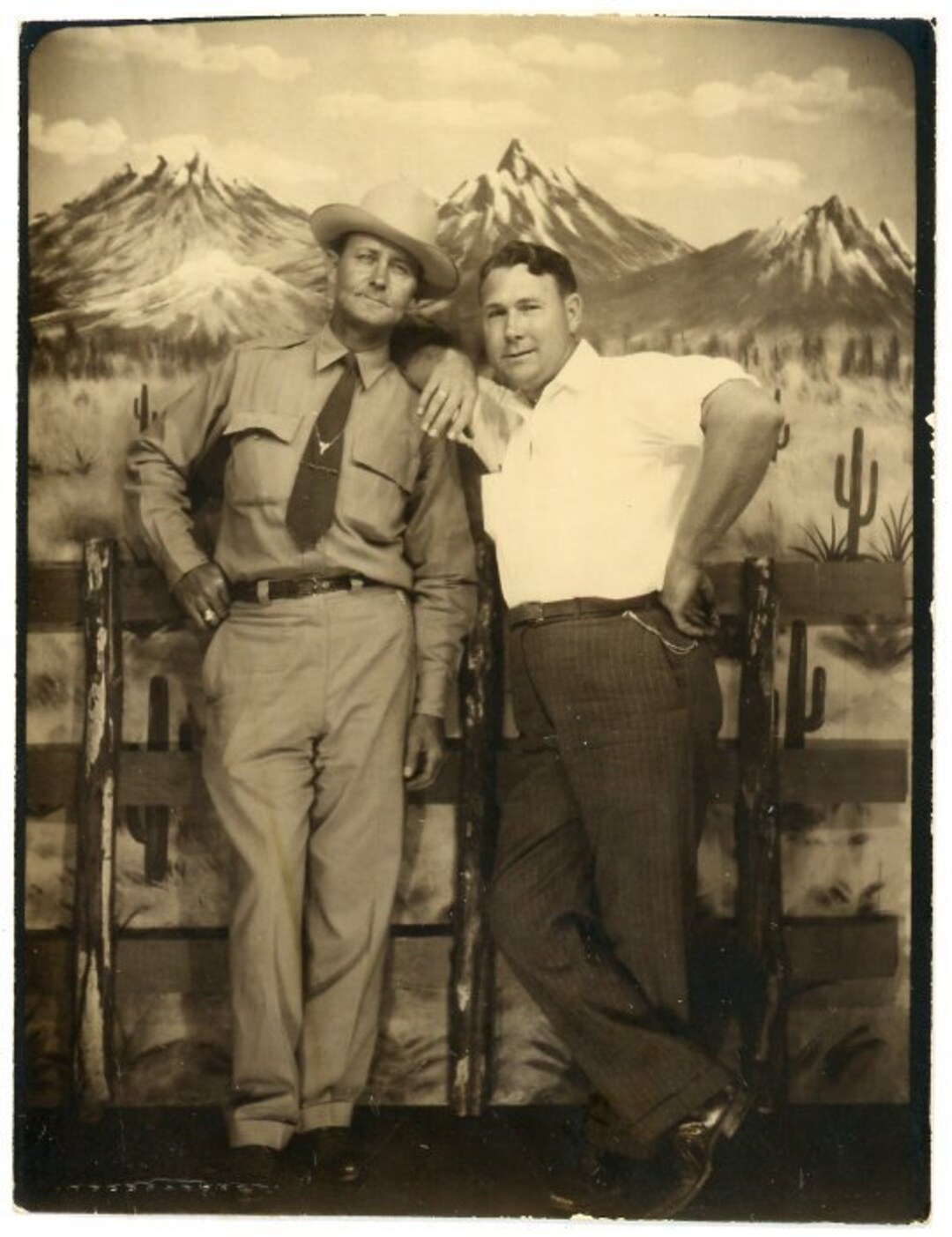 Vintage Arcade Photo desert and Mountains Men, Photobooth, Illustrated ...