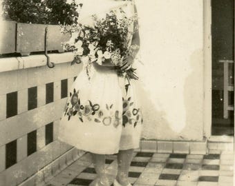 Antique Photograph - &quot;Pretty as the Flowers&quot; - 166