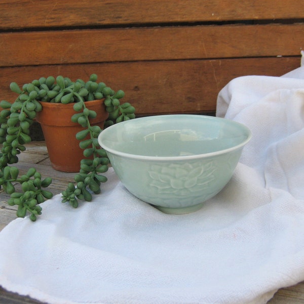 Vintage Green Rice Bowl, Chinese Longquan Celadon Lotus Dish, Jade Green Porcelain Condiment Bowl